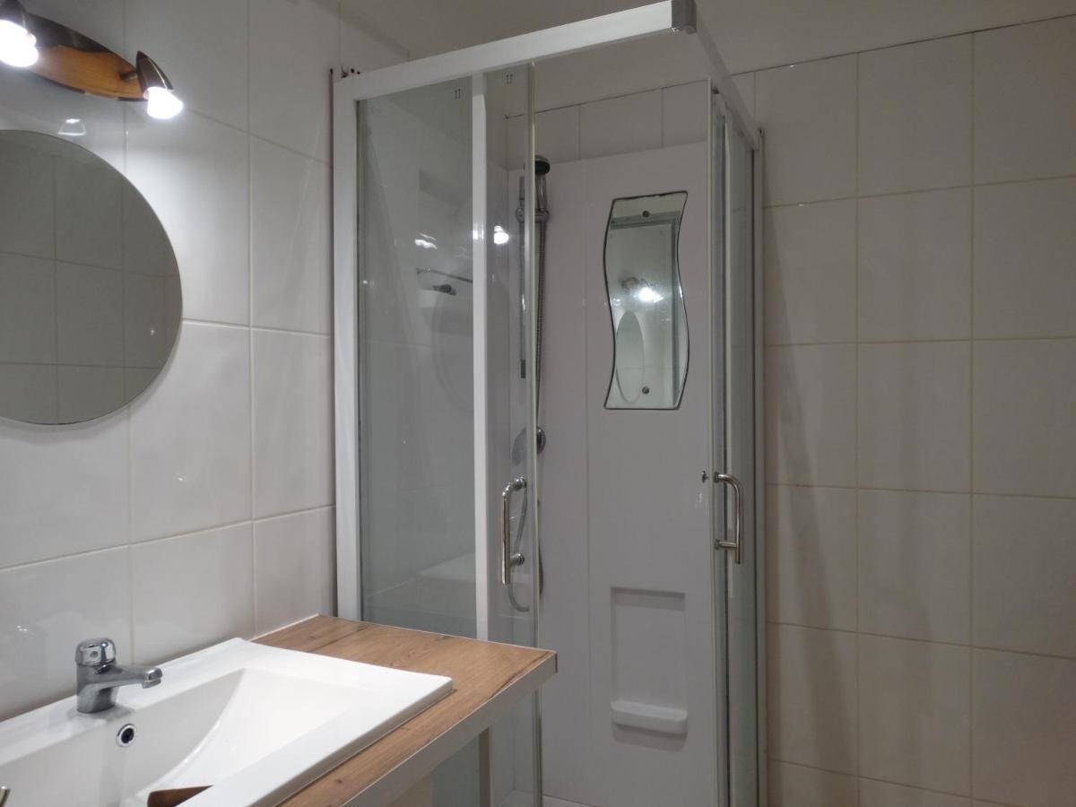 Appart Cosy Plein Centre Apartment แซ็ง-โปล-เดอ-ลีอง ภายนอก รูปภาพ