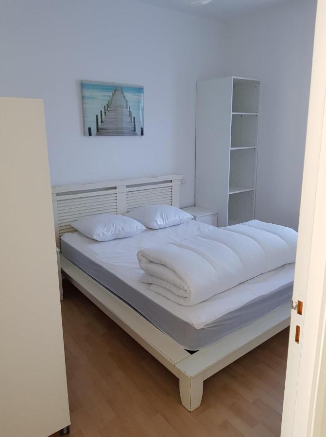 Appart Cosy Plein Centre Apartment แซ็ง-โปล-เดอ-ลีอง ภายนอก รูปภาพ